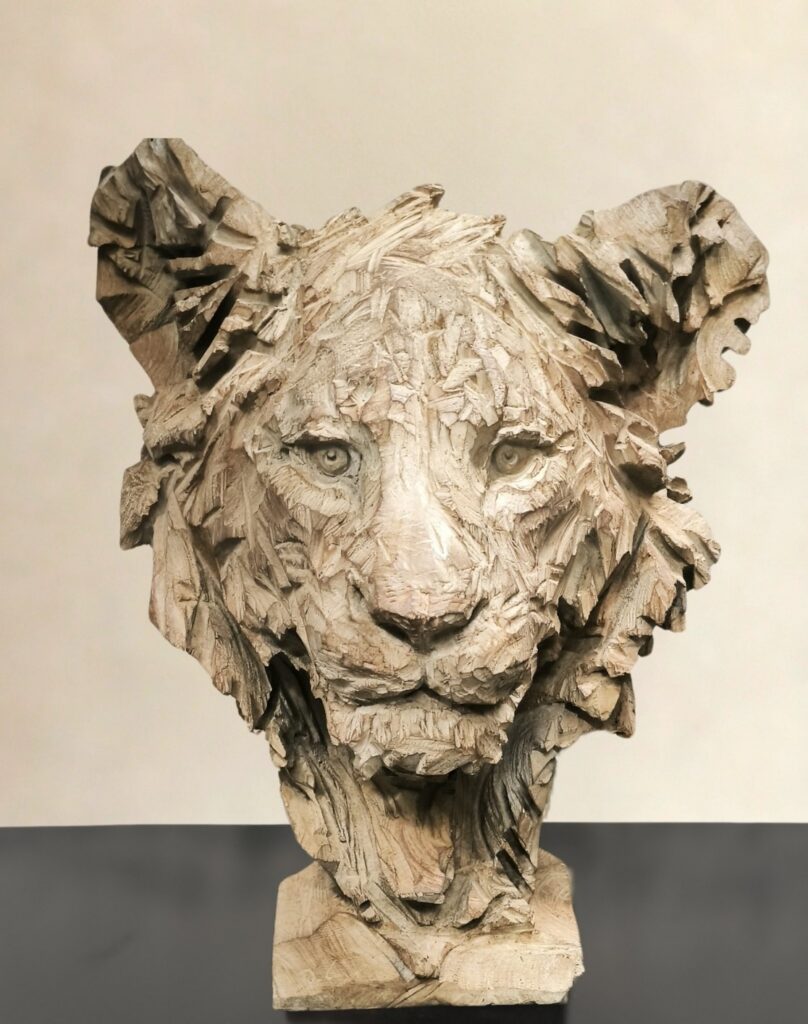 Jürgen Lingl bronze sculpture Courage